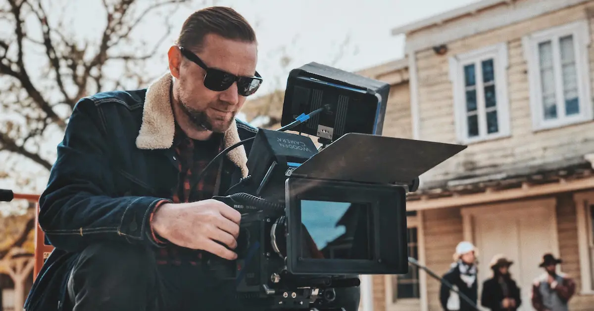 photo-1514554799778-f35fdc58a70e